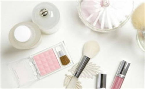 化妝品營銷與床上用品技術 市場策略與實用知識解析